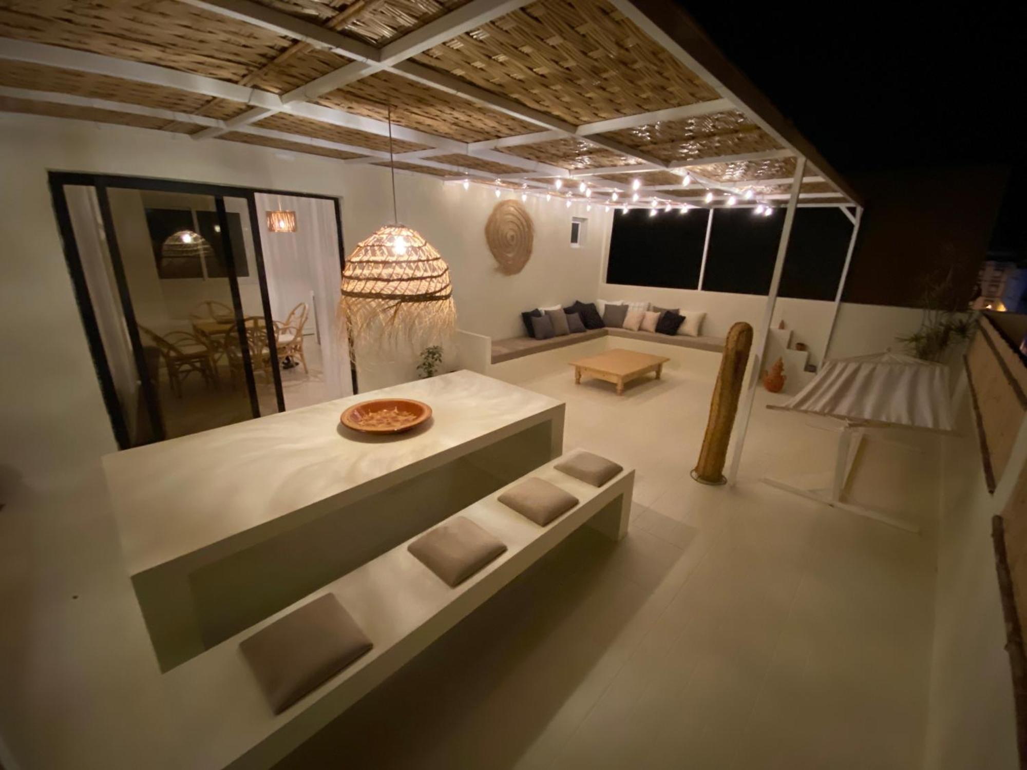 Magnificent Apartment With Private Rooftop Terrace Tangier Bagian luar foto