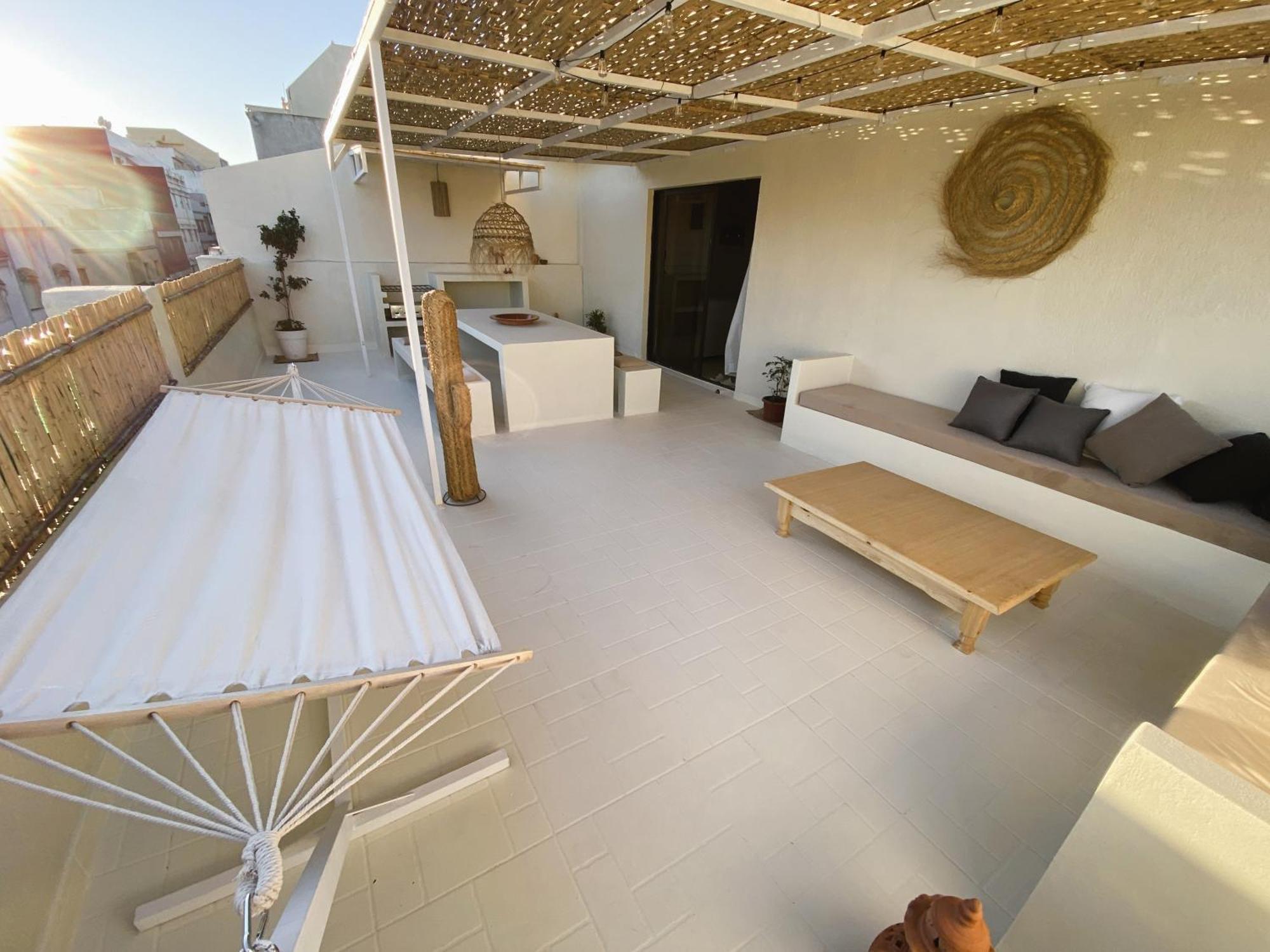 Magnificent Apartment With Private Rooftop Terrace Tangier Bagian luar foto